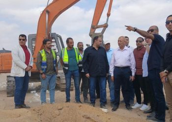 وزيرة الإسكان تتابع موقف تنفيذ عددٍ من مشروعات المرافق وتطوير الخدمات بمدينة الشروق