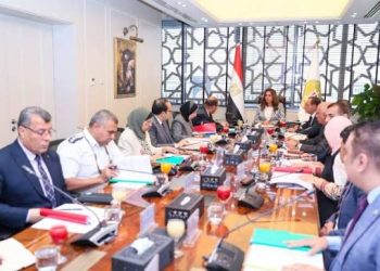 وزيرة التنمية المحلية والبيئة تترأس الاجتماع الخامس والعشرين لمجلس إدارة صندوق حماية البيئة