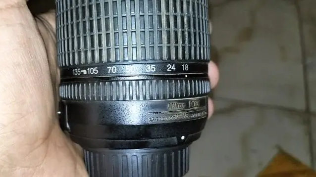 كاميرا Nikon D90 بحالة جيدة جداً