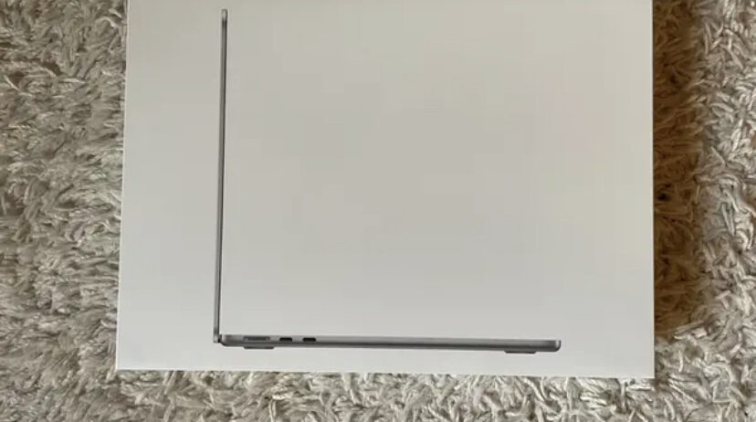 New Macbook Air M2 256gb. SPACE GRAY.