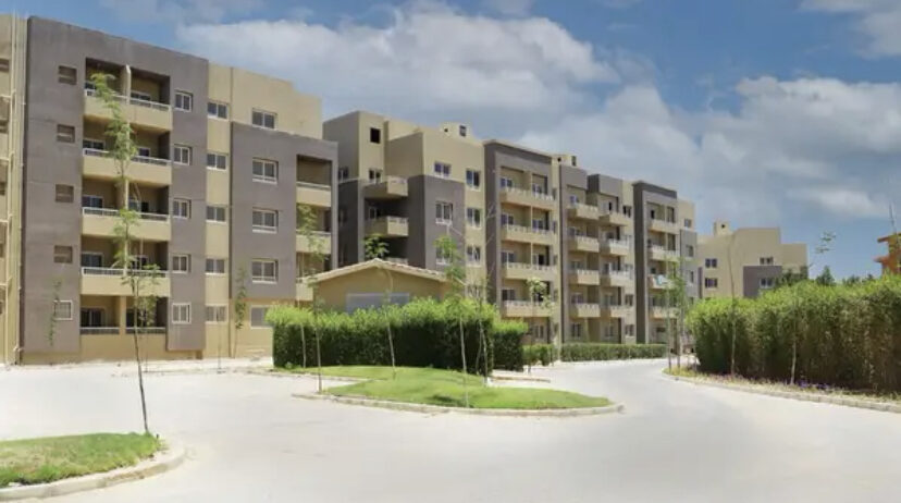 Apartment for sale in the heart of the Fifth Settlement, immediate delivery in Katameya Gardens | Cash | Katameya Gardens